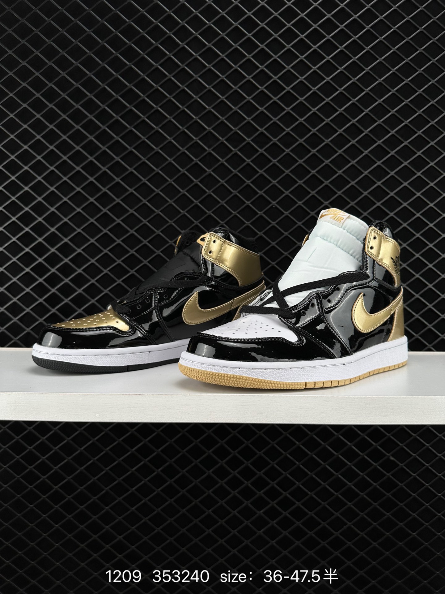 Nike Air Jordan 1 Retro High